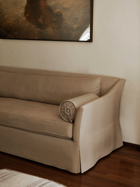 Curved Arm Sofa_Solid Color